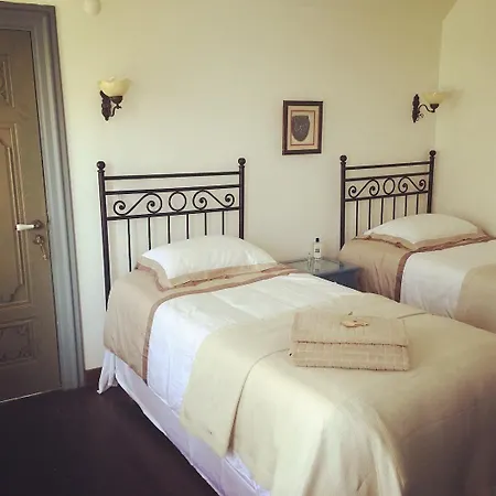 Oeykue Butik 4*