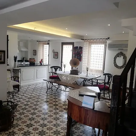 Oeykue Butik Bozcaada