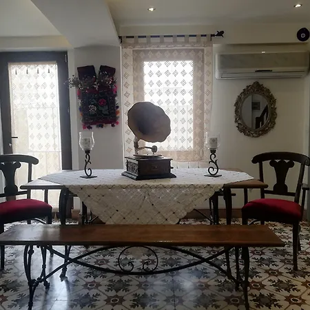 Szálloda Oeykue Butik 4*