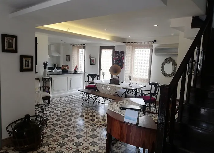 Oeykue Butik Bozcaada